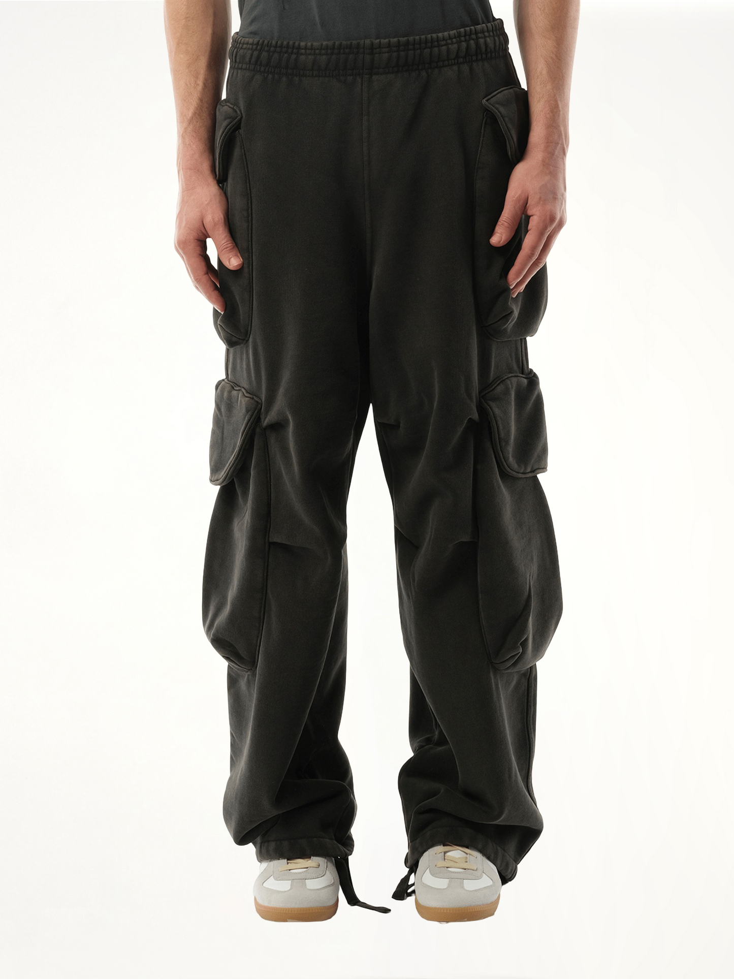 Heavy Gocar Sweatpants in Washed Black