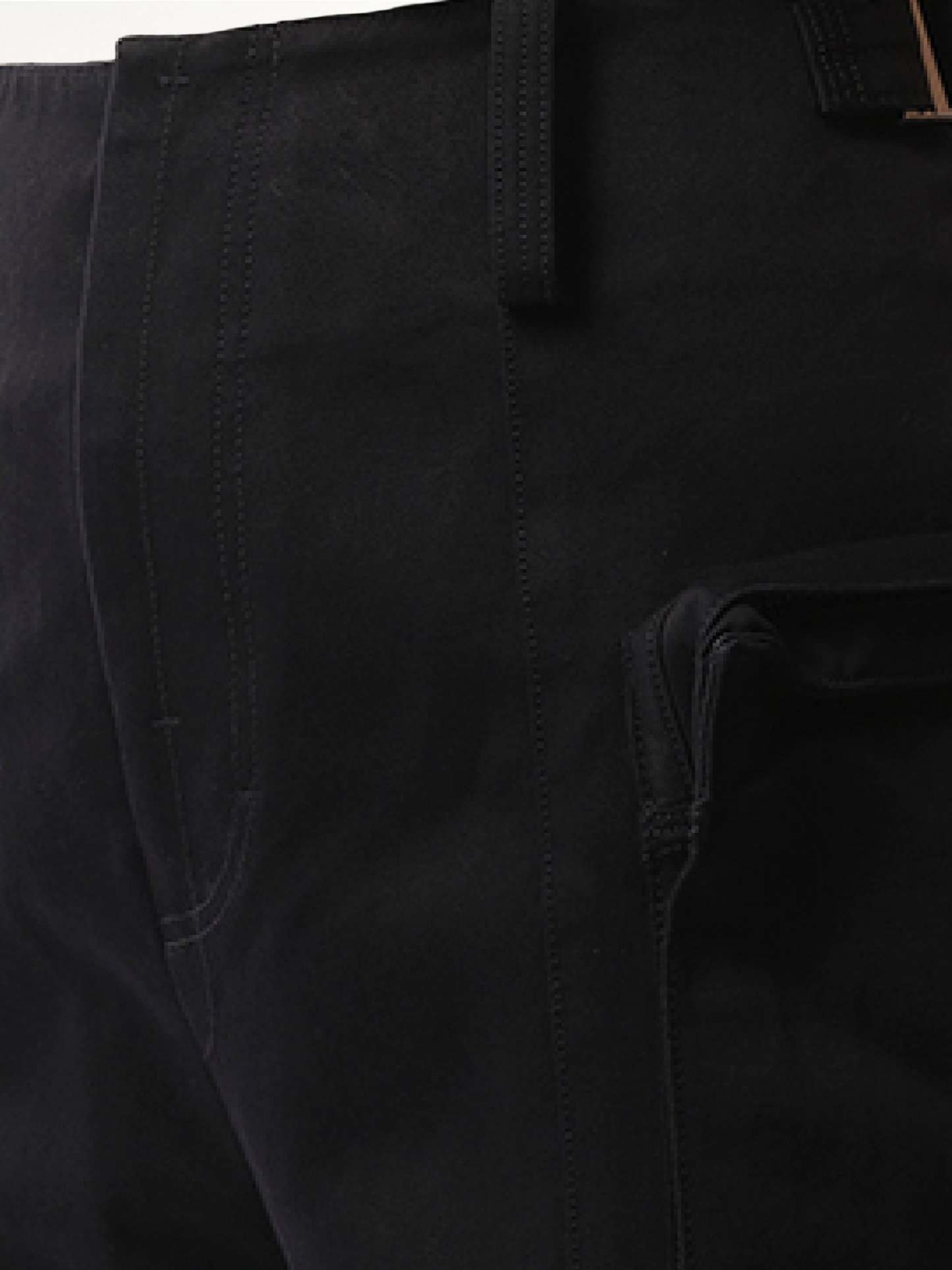 Oversized Cargo Pants in Black