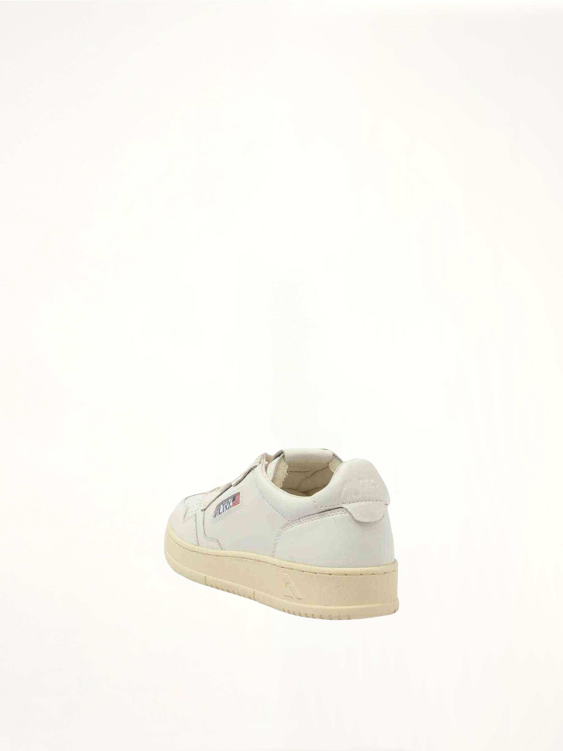 Medalist Low Sneakers in White/White Back View | AUTRY
