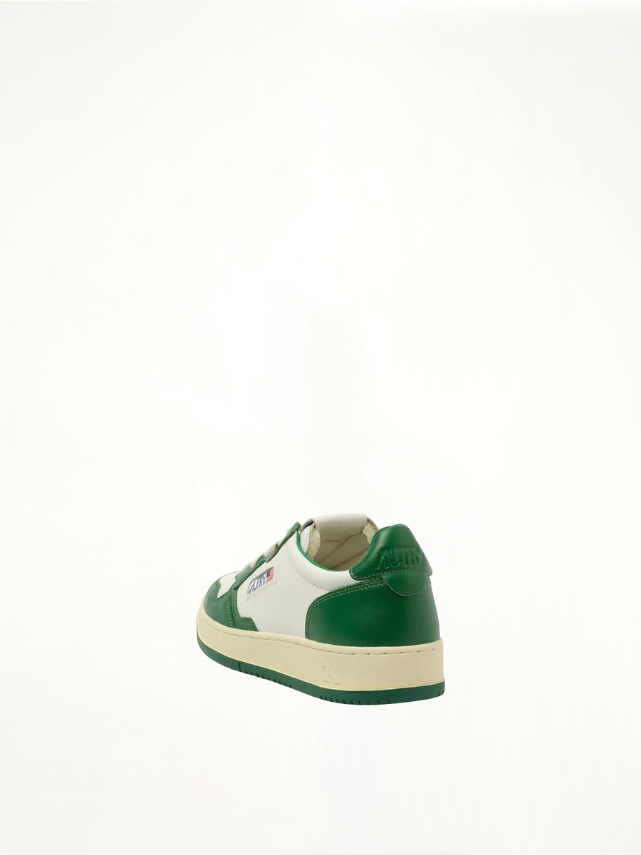 Medalist Low Bicolour Sneakers in White/Green Back View | AUTRY
