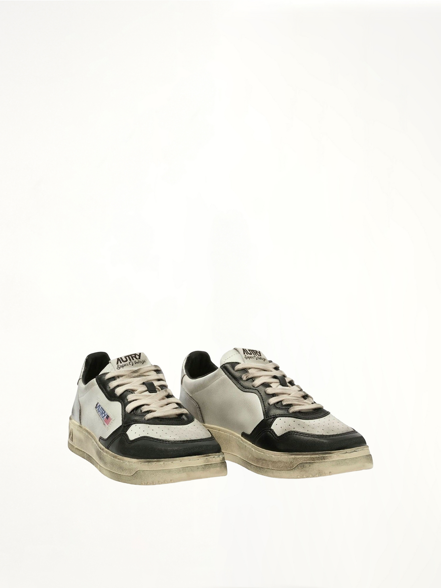 Sup Vint Low Sneakers in White/Black/Silver Front View | AUTRY