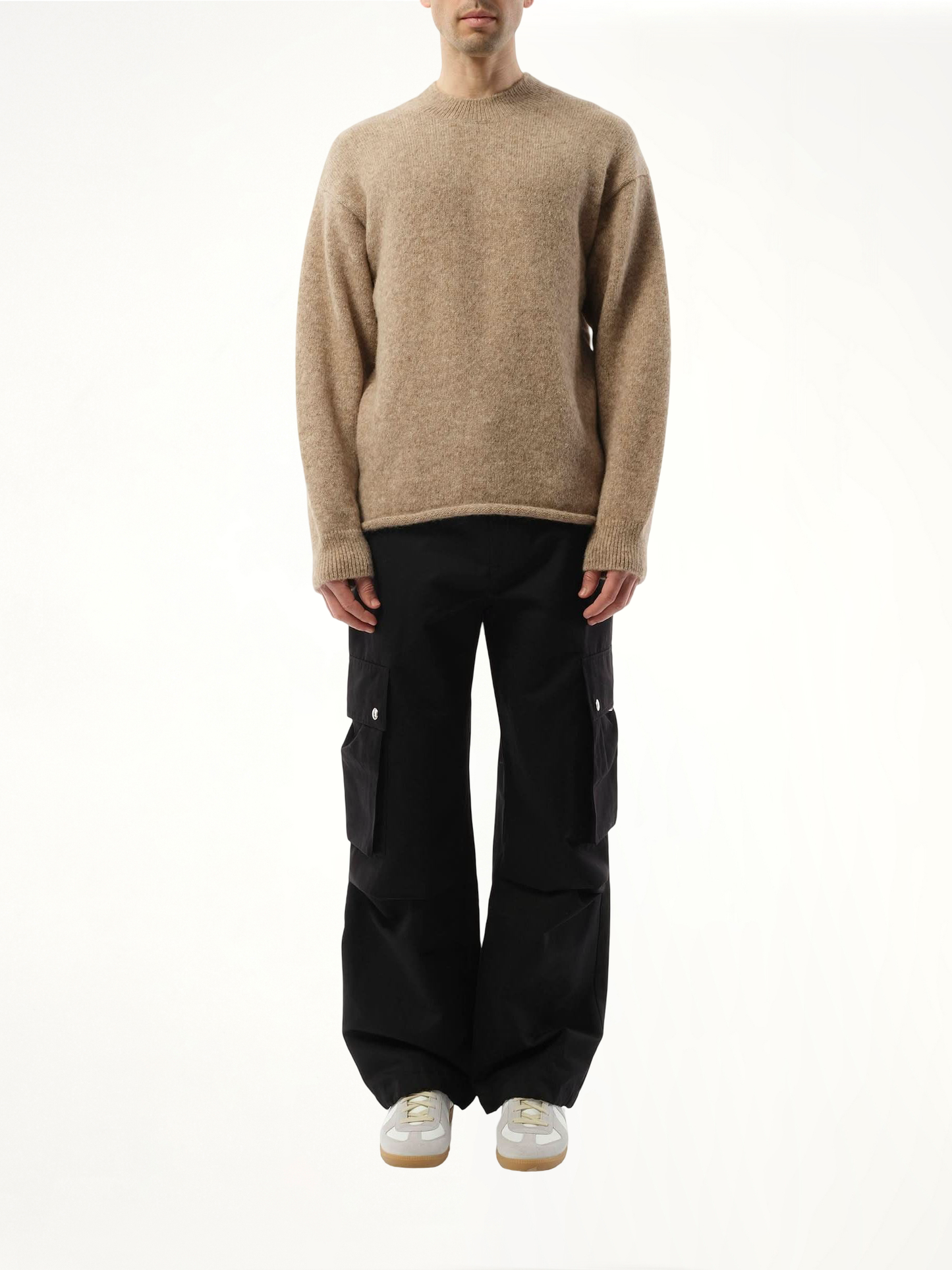 Le Pull Jacquemus in Beige 2