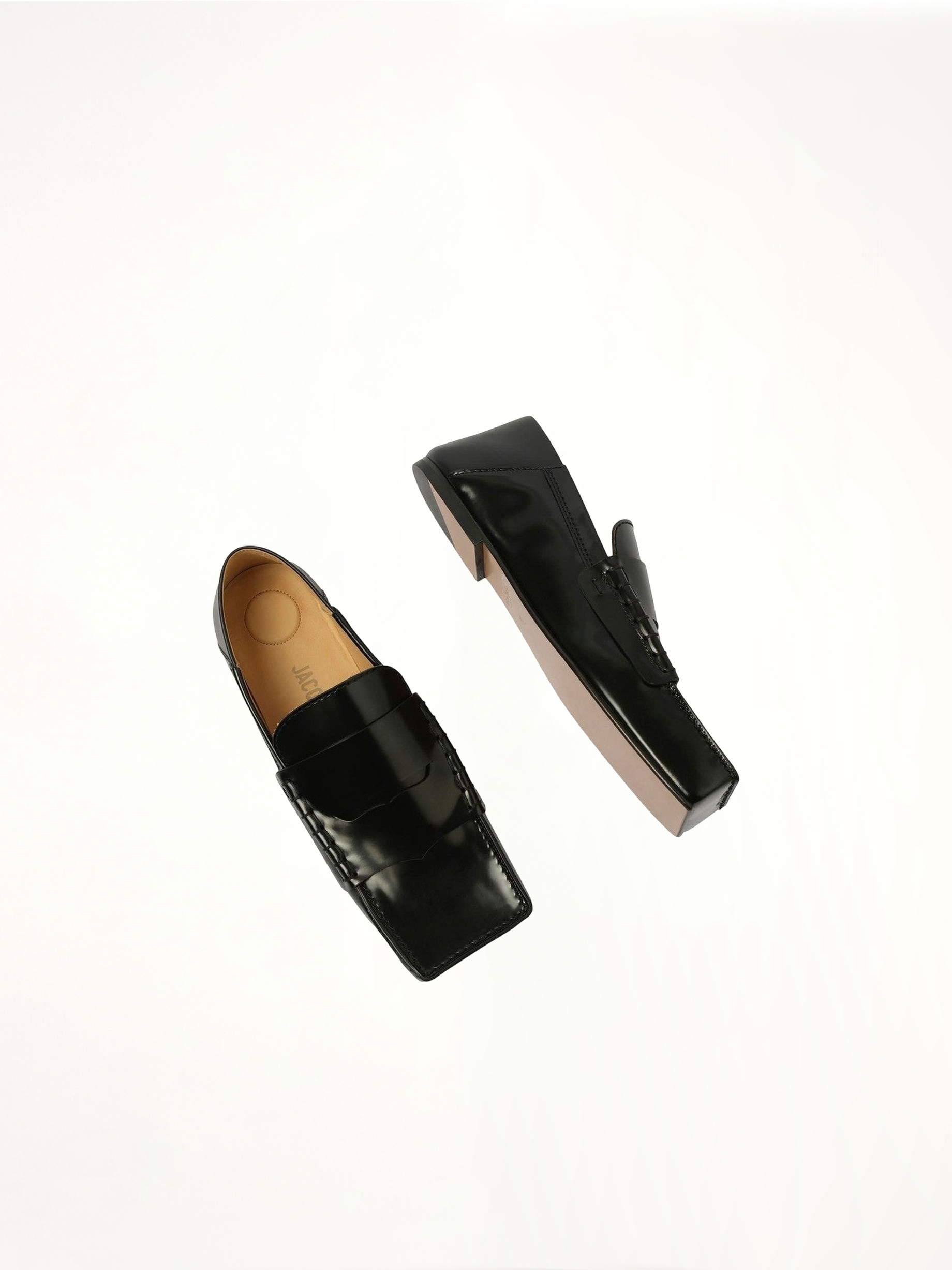 Les Moccasins Carre in Black Top View | JACQUEMUS