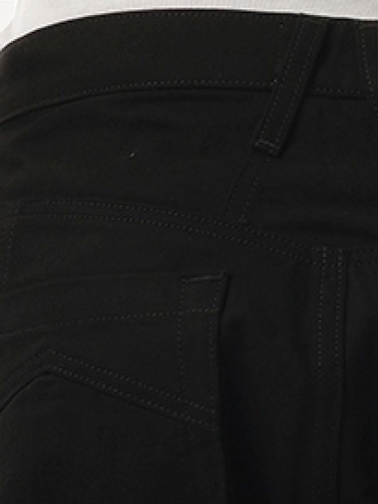 Desert Cargos in Black