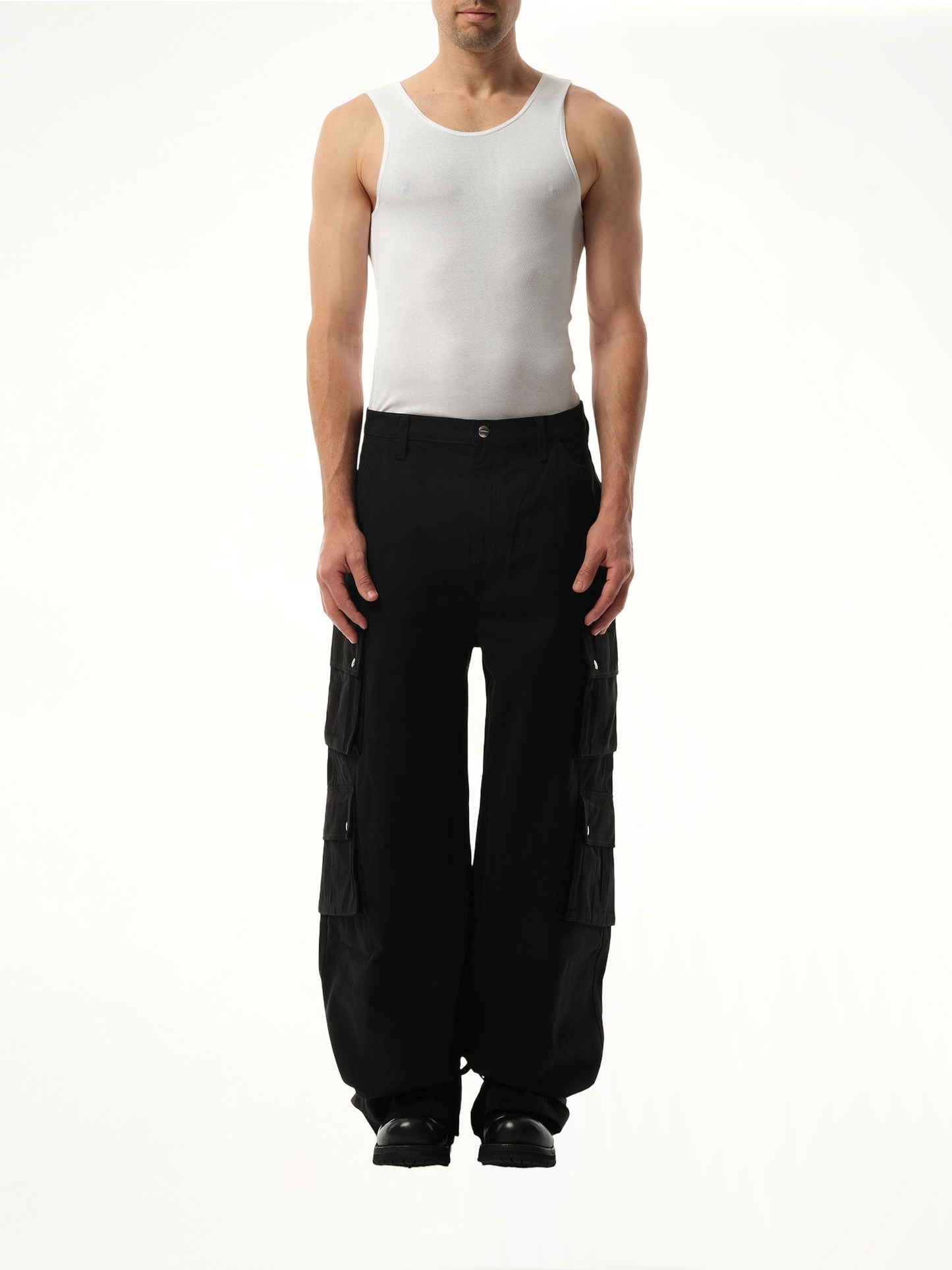 Desert Cargos in Black