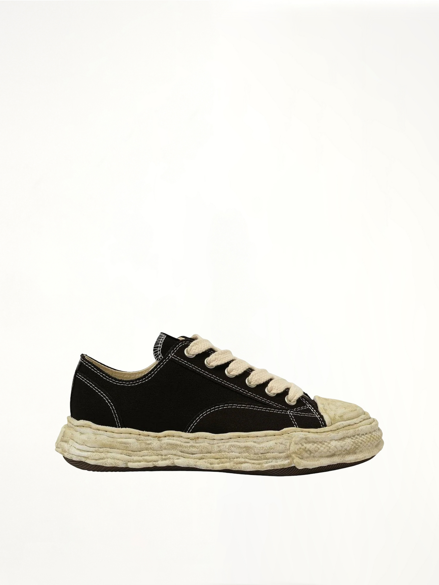 PETERSON 23 Vintage Coloured Sneaker in Black