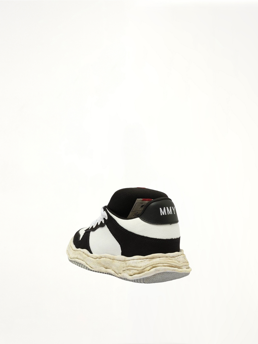 WAYNE OG Puffer Sneaker in Black/White Back View | MAISON MIHARA YASUHIRO