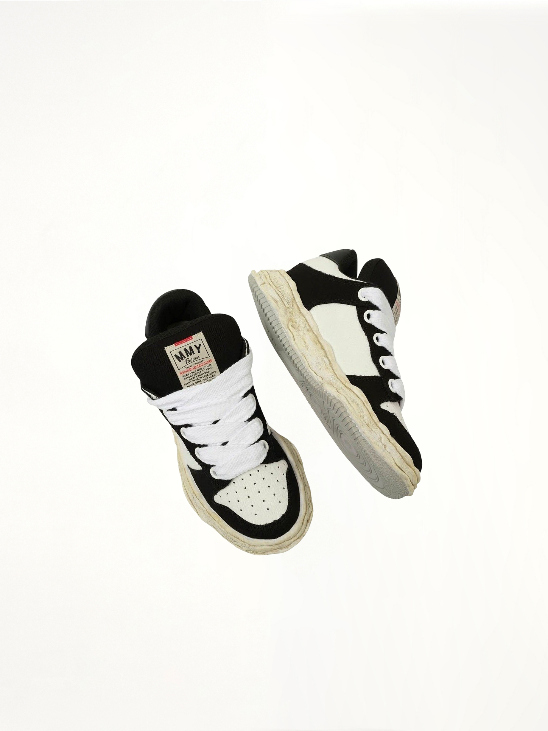 WAYNE OG Puffer Sneaker in Black/White Top View | MAISON MIHARA YASUHIRO