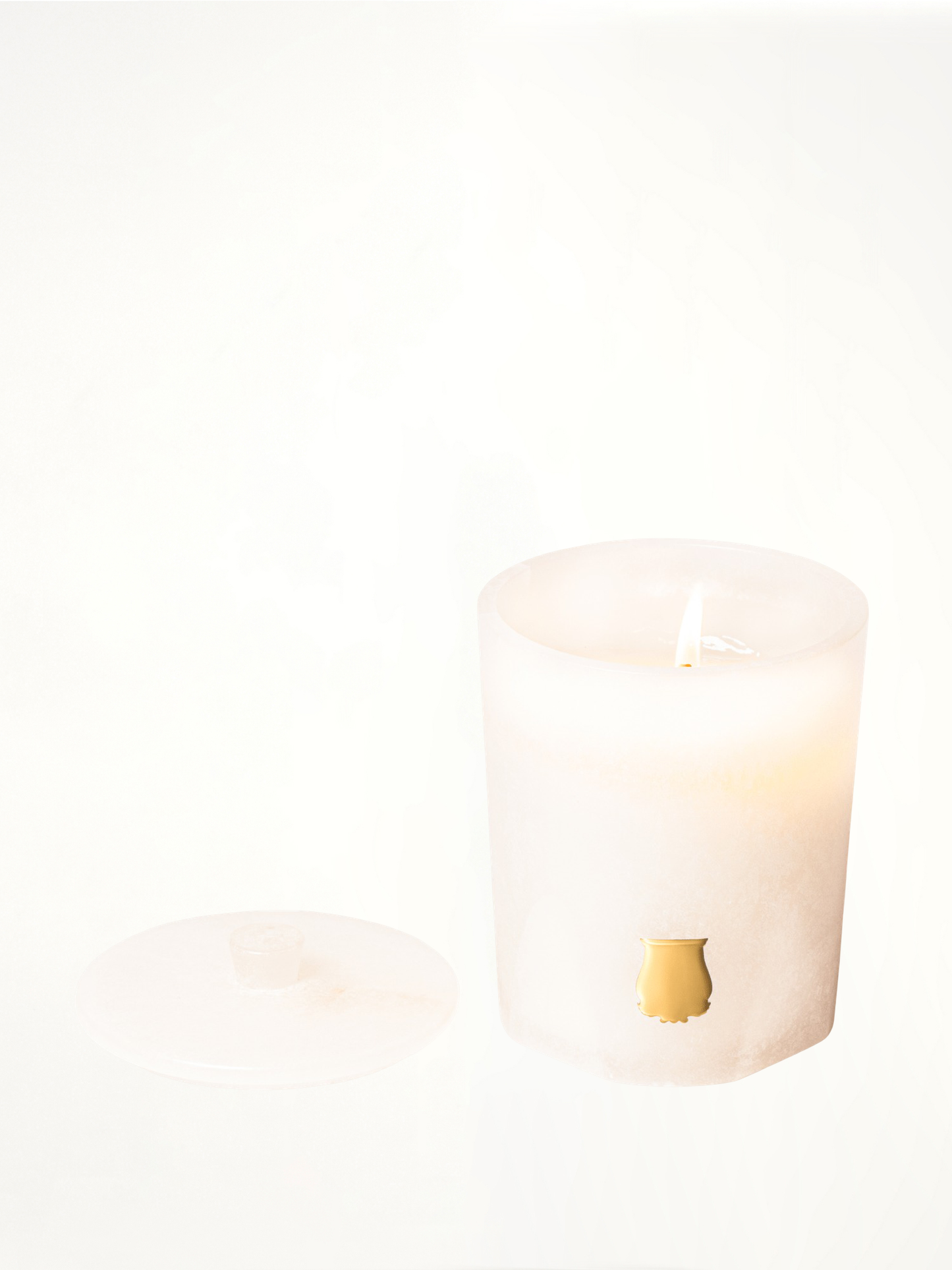 Atria Alabaster Candle with Lid
