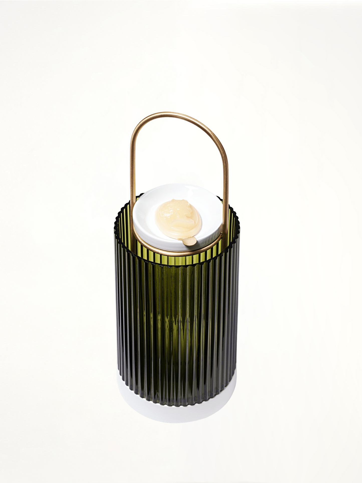 La Promeneuse Candle Cover