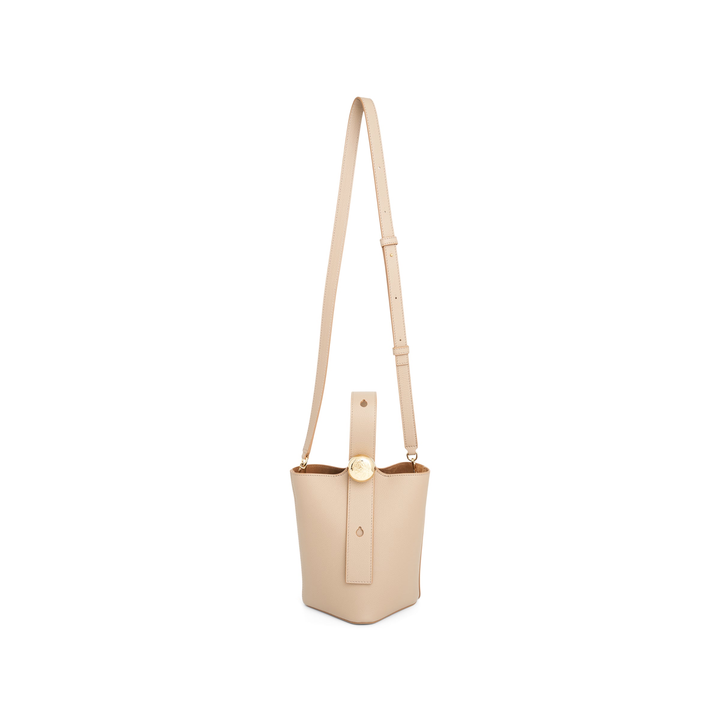 Mini Pebble Bucket Bag in Sand