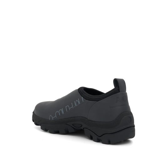 NC 1 Dirt Moc II Sneaker in Black