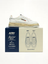 MMY Super Vintage Low Sneaker in White  | AUTRY