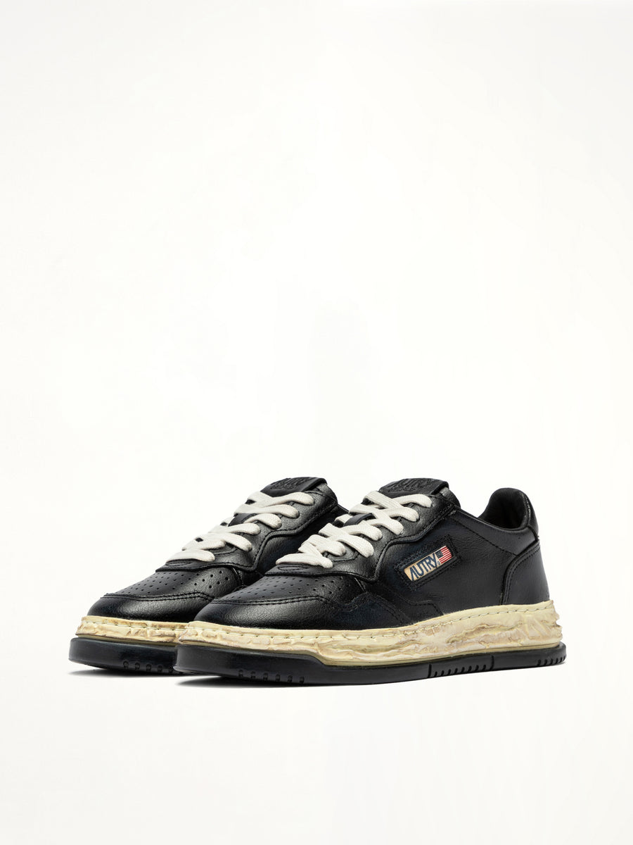 MMY Super Vintage Low Sneaker in Black Front View | AUTRY