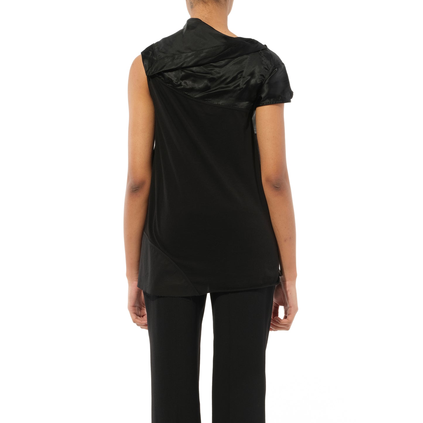 Arc Top Tunic in Black