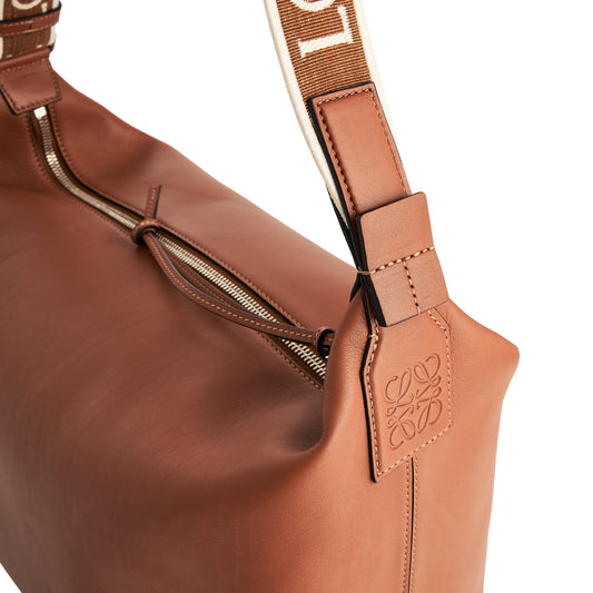 Cubi Crossbody Bag in Tan