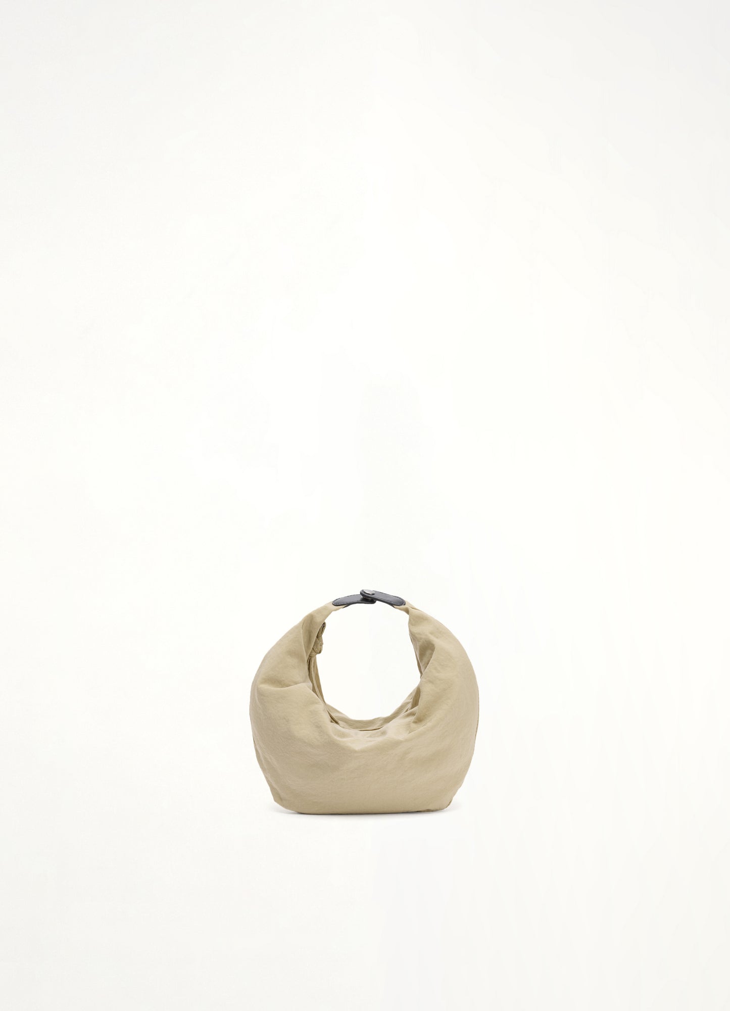 Fortune Croissant Filt Bag in Light Beige