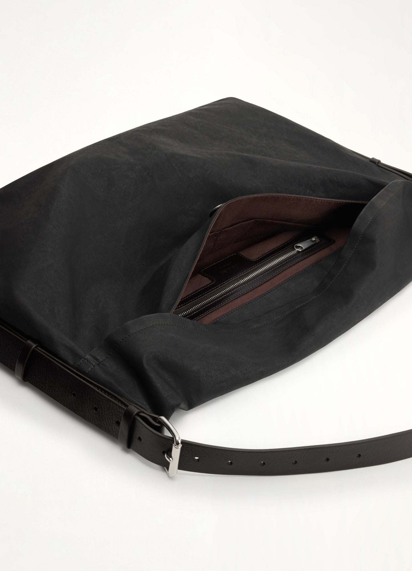 Trench Pocket Medium Bag in Onyx