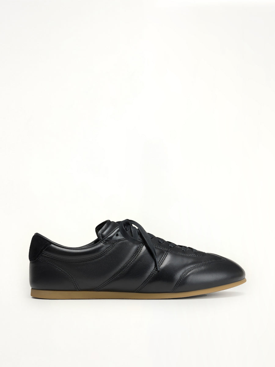 Soft Runner in Black Side View | LEMAIRE