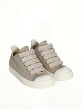 Jumbolace Low Sneaks in Dirty Pearl/Milk Front View | RICK OWENS DRKSHDW