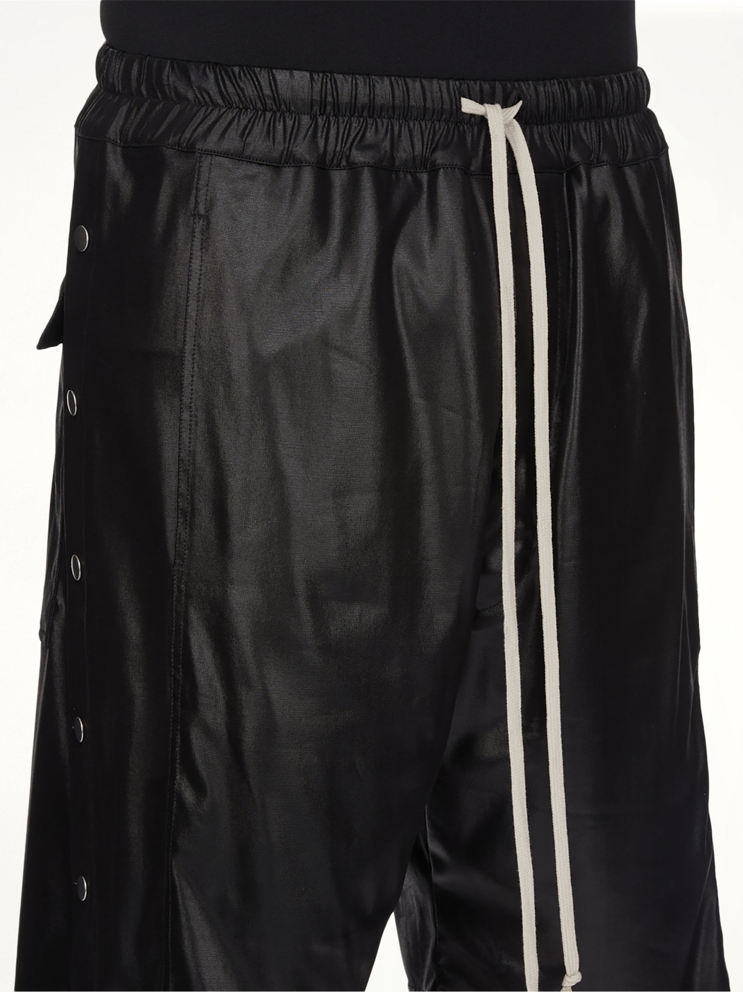 Wide Pusher Shorts in Black