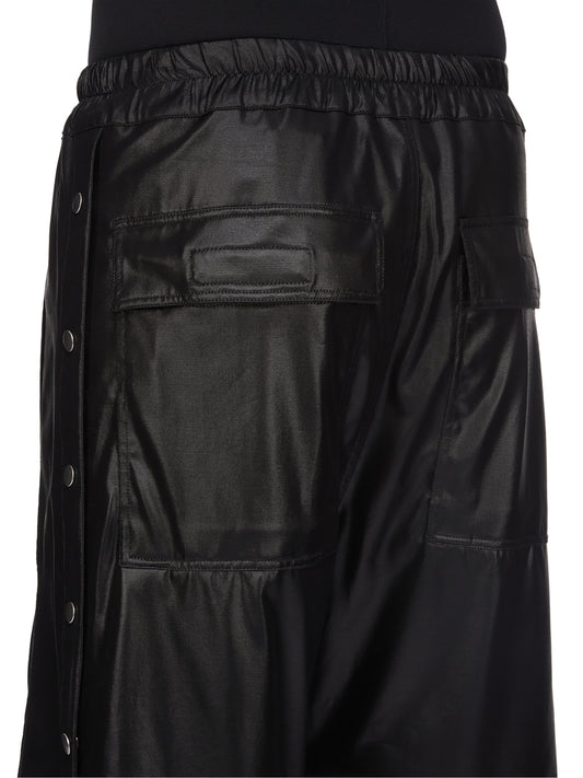 Wide Pusher Shorts in Black