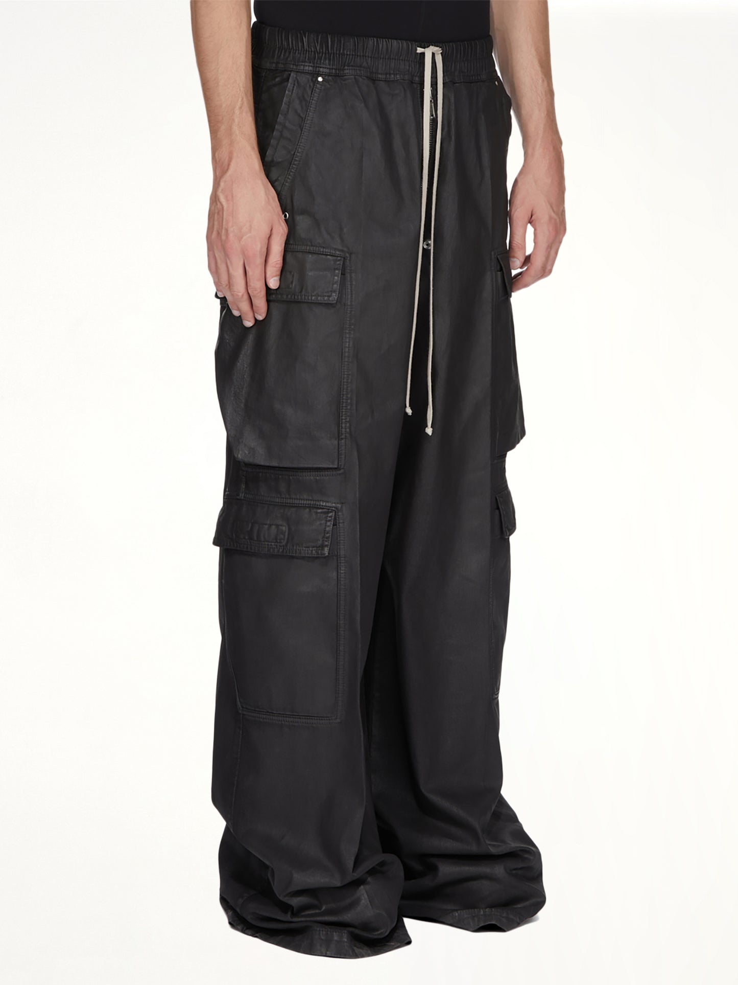 Denim Double Cargo Jumbo Belas in Black