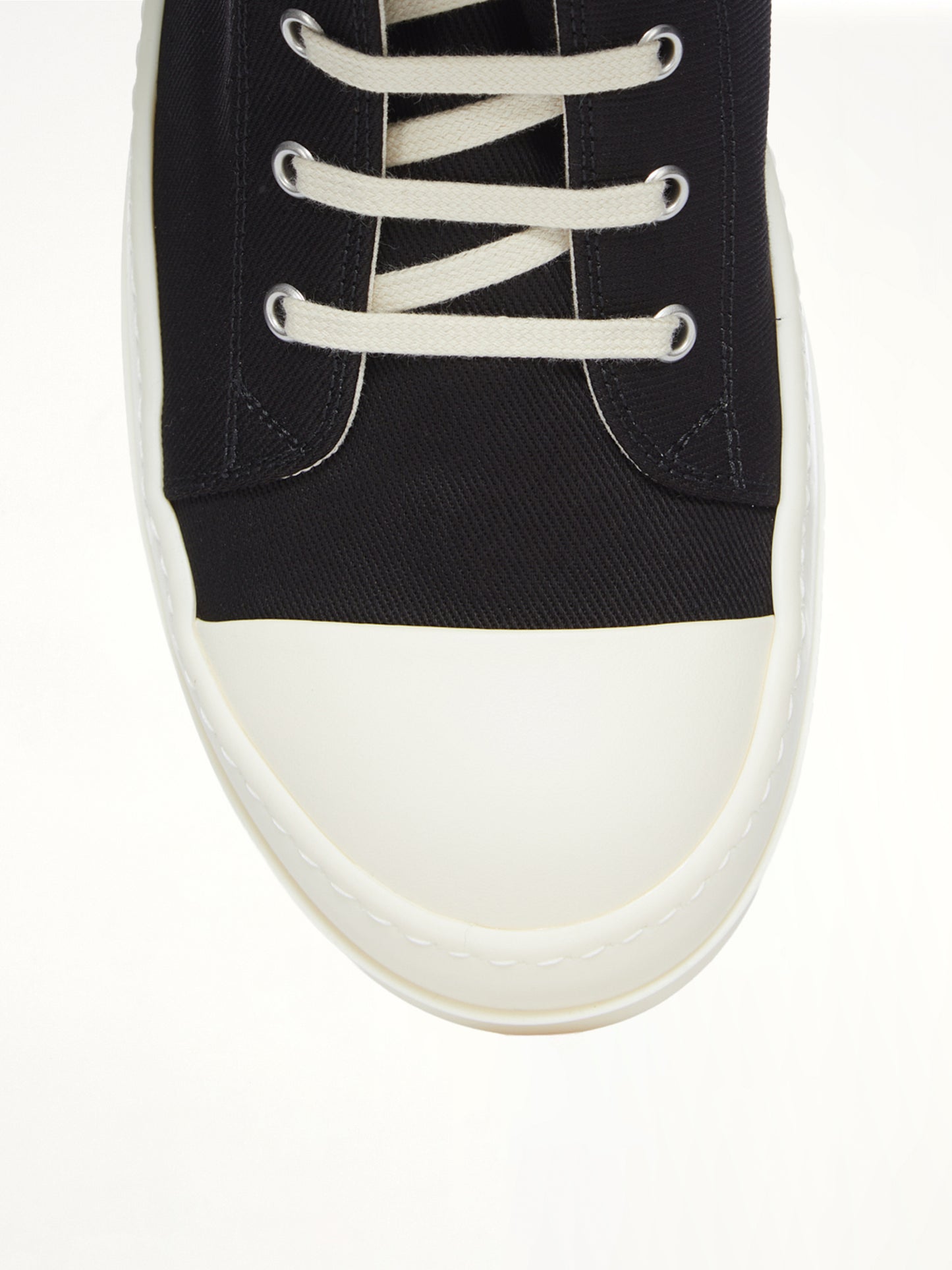 Cargo Sneaks in Black/Milk