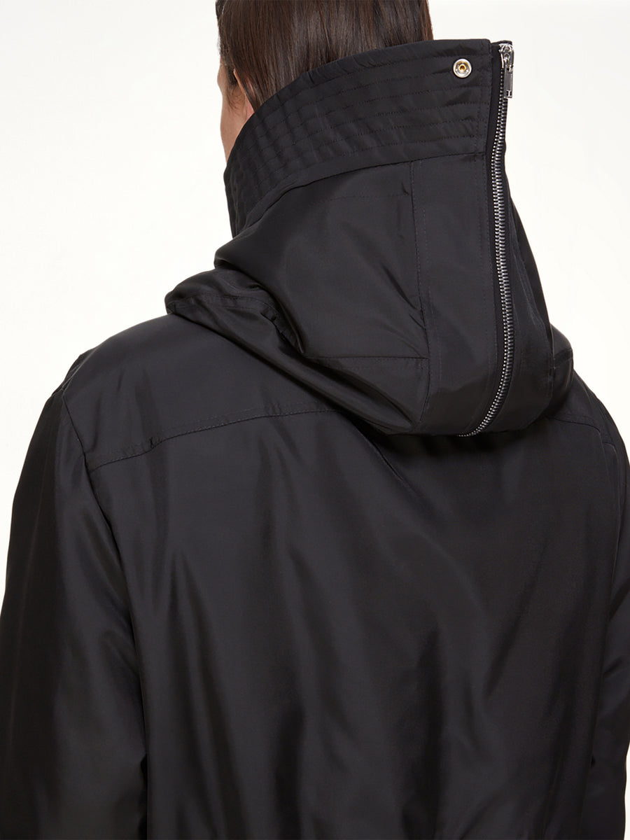 Cropped Alice Parka in Black