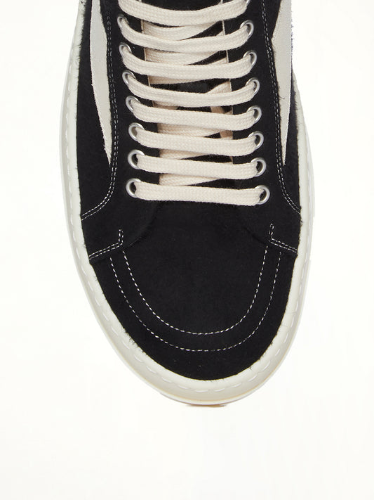 Vintage Sneaks in Black/Milk/Milk