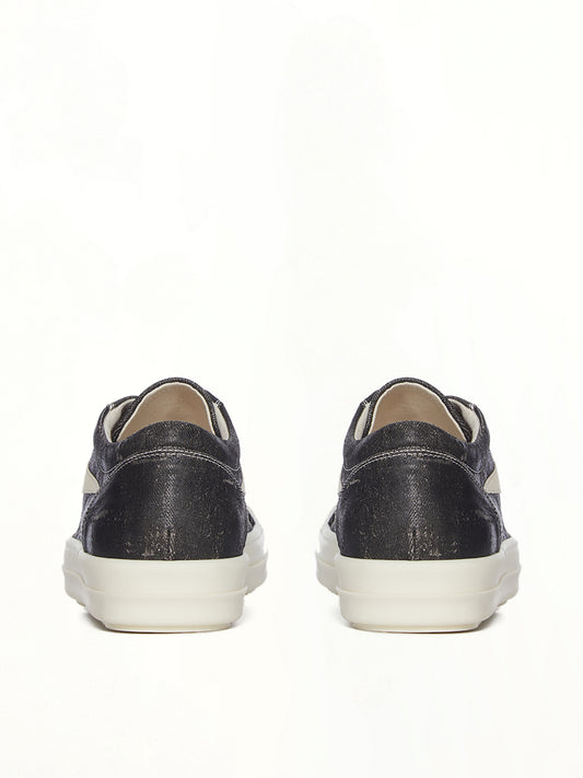 Vintage Sneaks in Black Washed