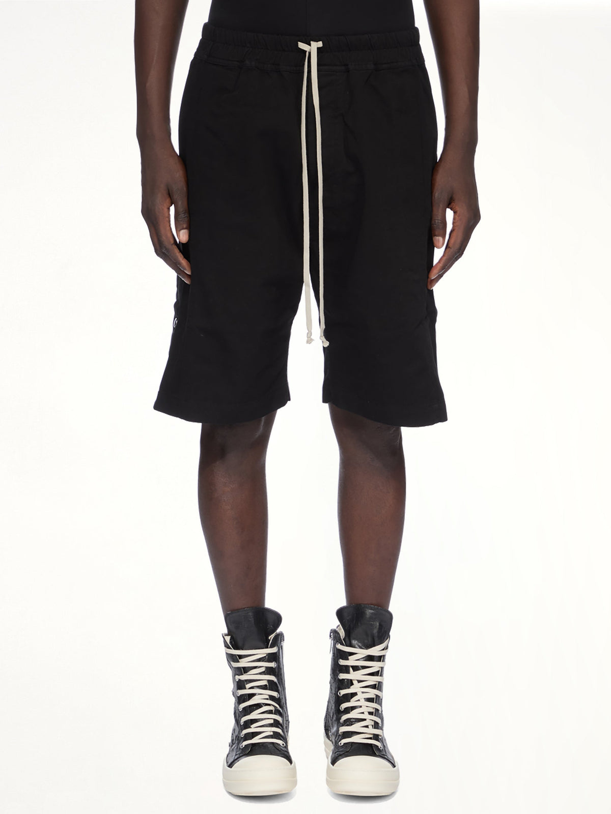 Cotton Twill Pusher Shorts in Black