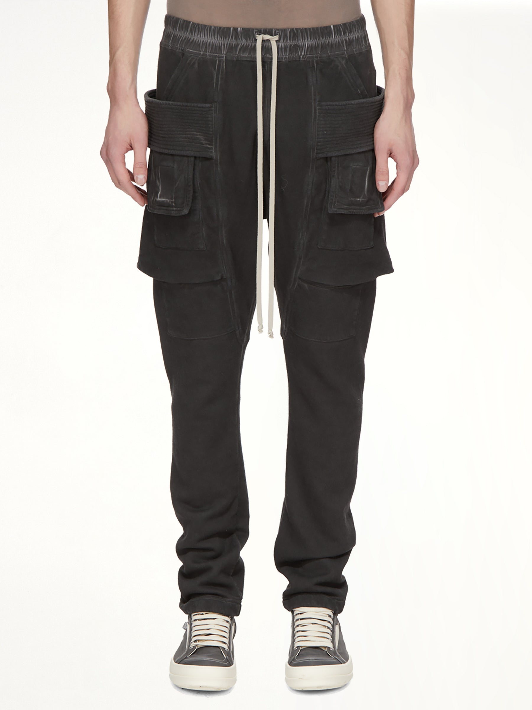 Creatch Cargo Drawstring in Faded Black