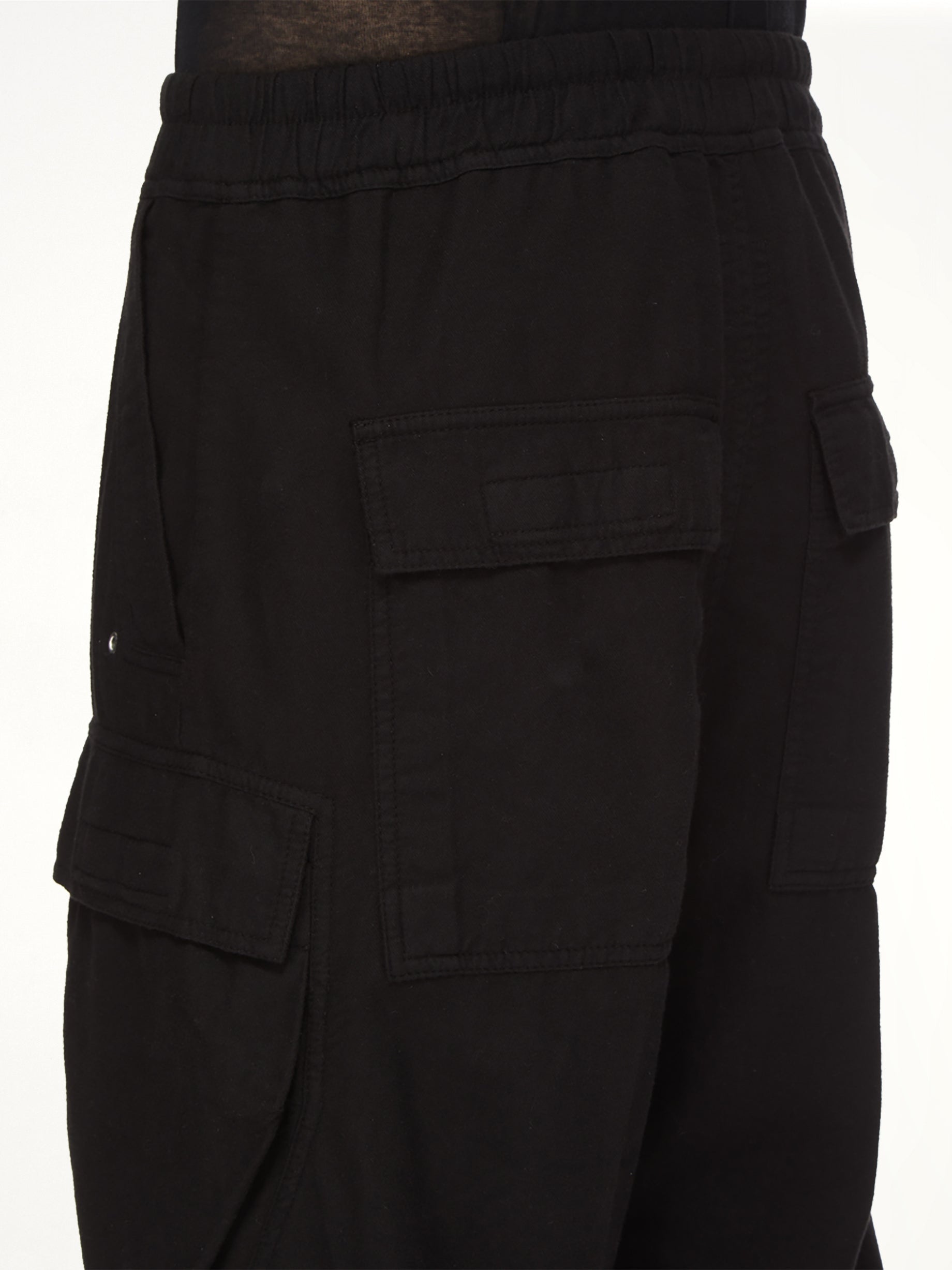 Flannel Double Cargo Jumbo Belas in Black