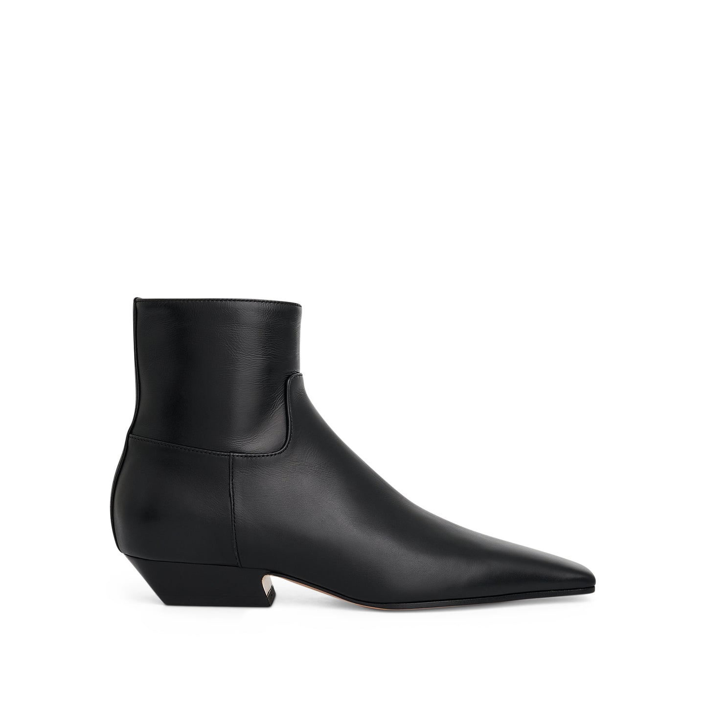 Marfa Classic Flat Ankle Boots in Black