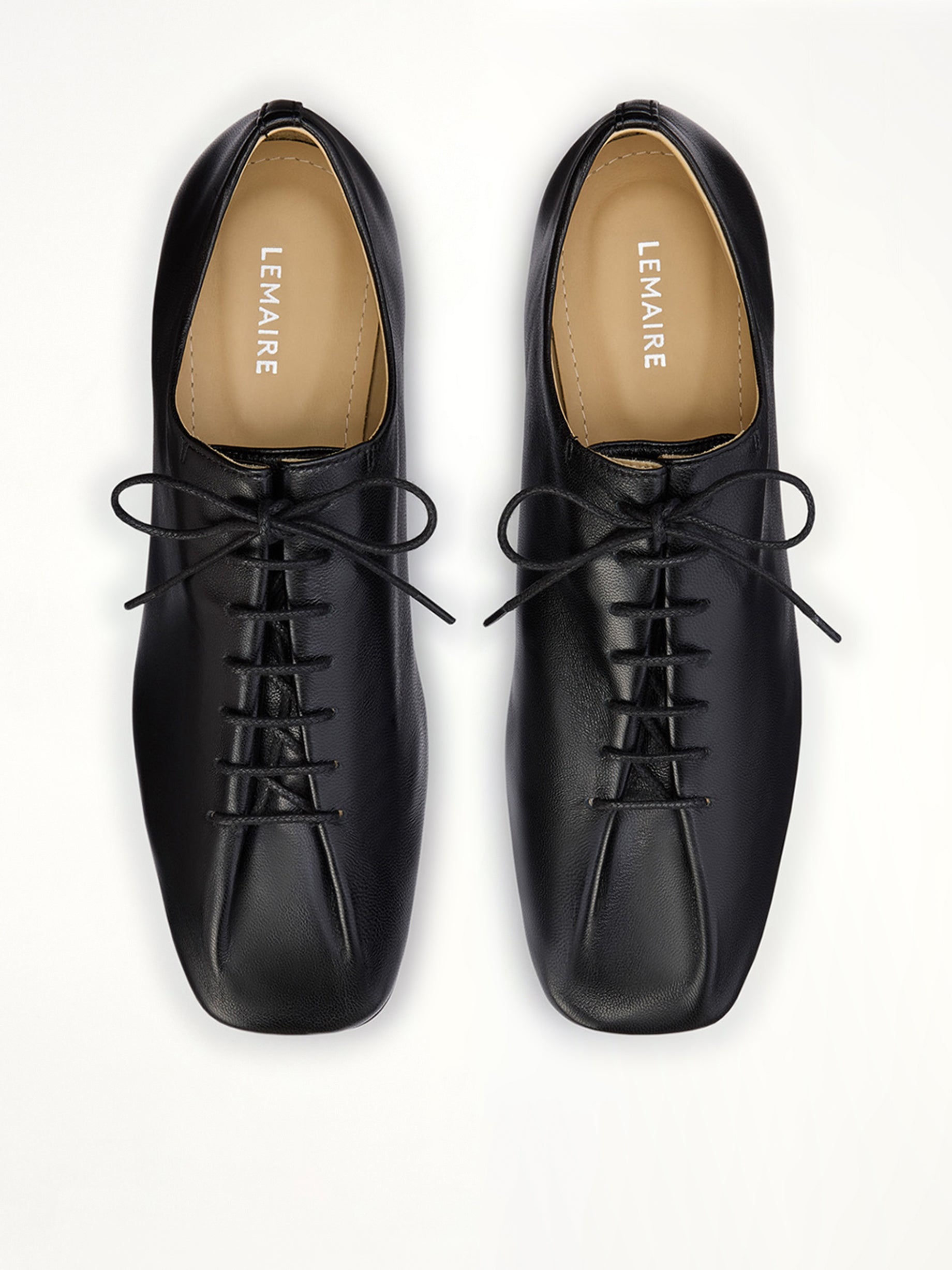 Souris Flat Classic Derbies in Black Top View | LEMAIRE