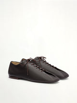 Souris Flat Classic Derbies in Dark Chocolate Front View | LEMAIRE