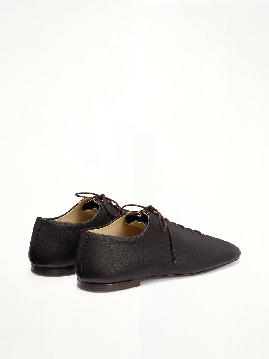 Souris Flat Classic Derbies in Dark Chocolate Back View | LEMAIRE