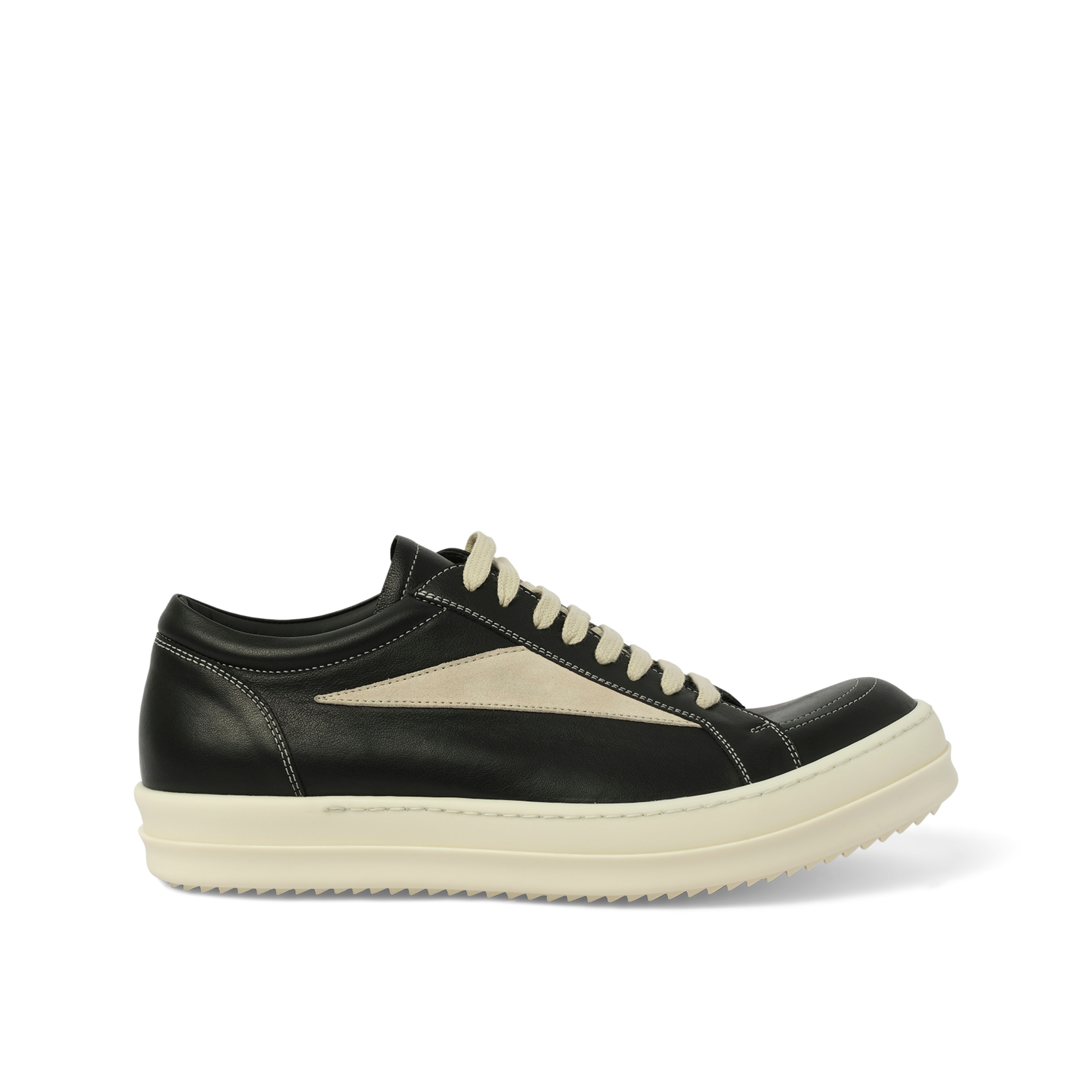 Vintage Sneaks in Black/Milk/Milk