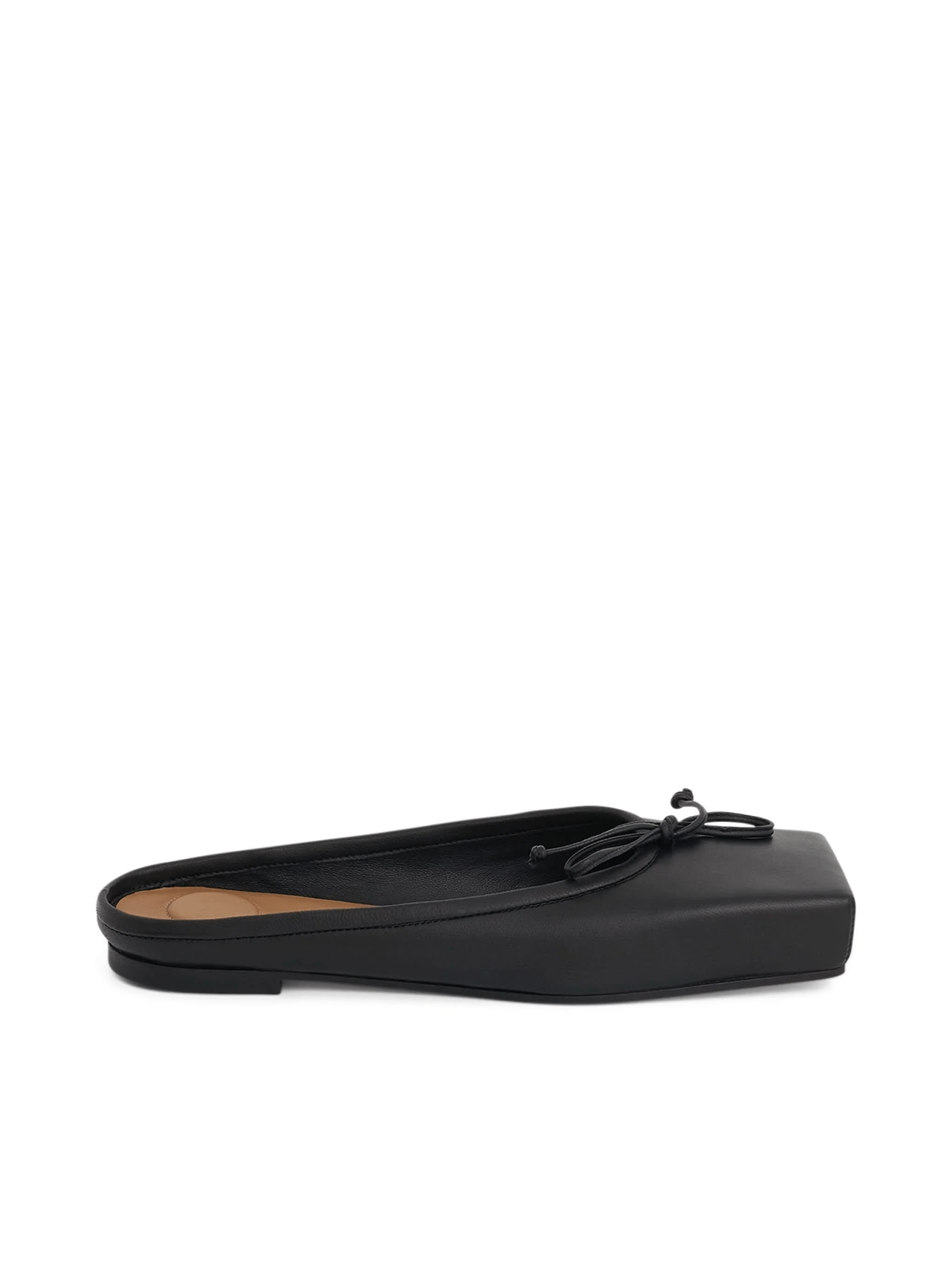 Ballet Flat Mules in Black Side View | JACQUEMUS