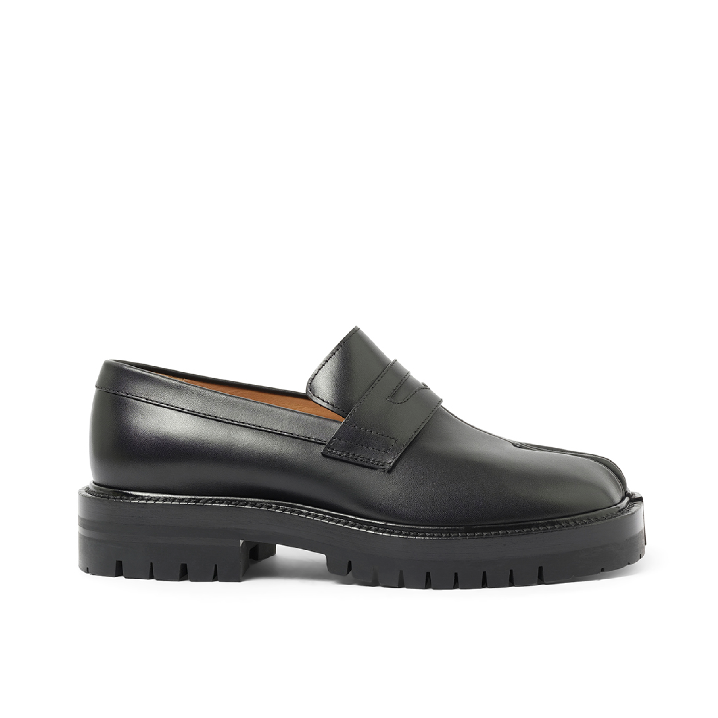 Tabi County Loafer in Black