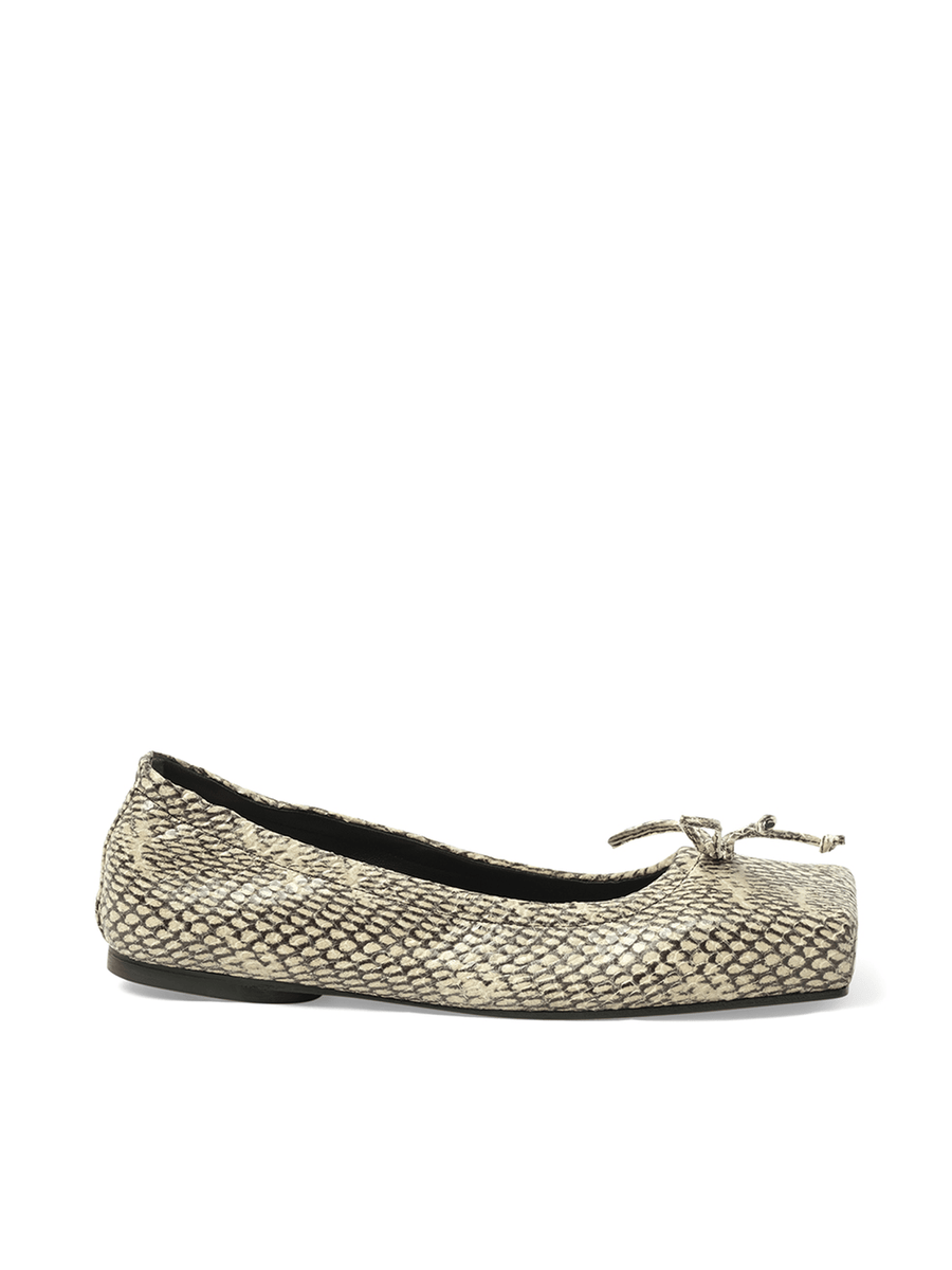 Les Ballerines Ballet in Beige Side View | JACQUEMUS