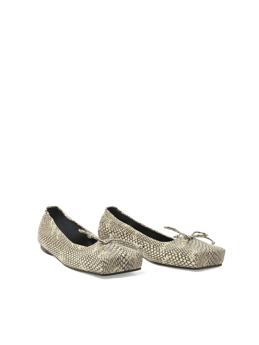 Les Ballerines Ballet in Beige Front View | JACQUEMUS