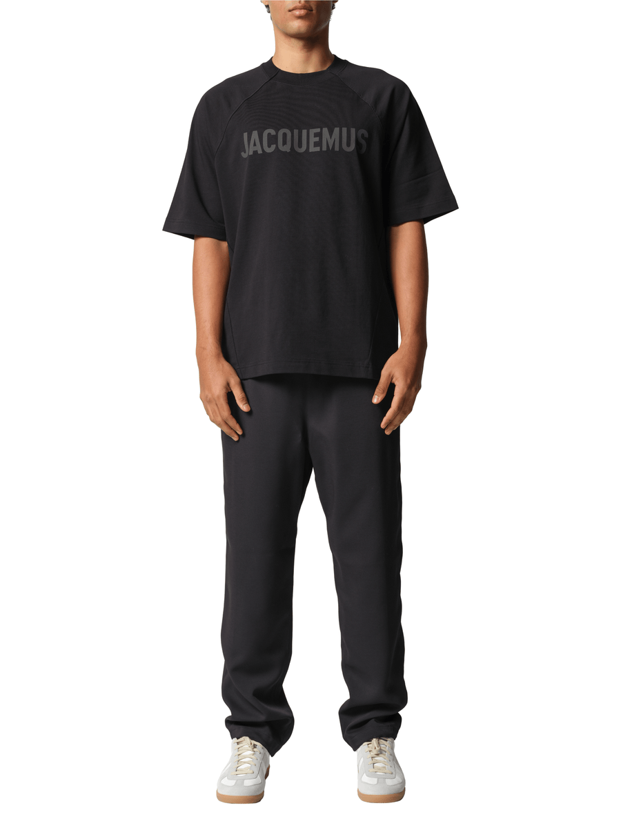 Jacquemus Le T-Shirt Typo in Black