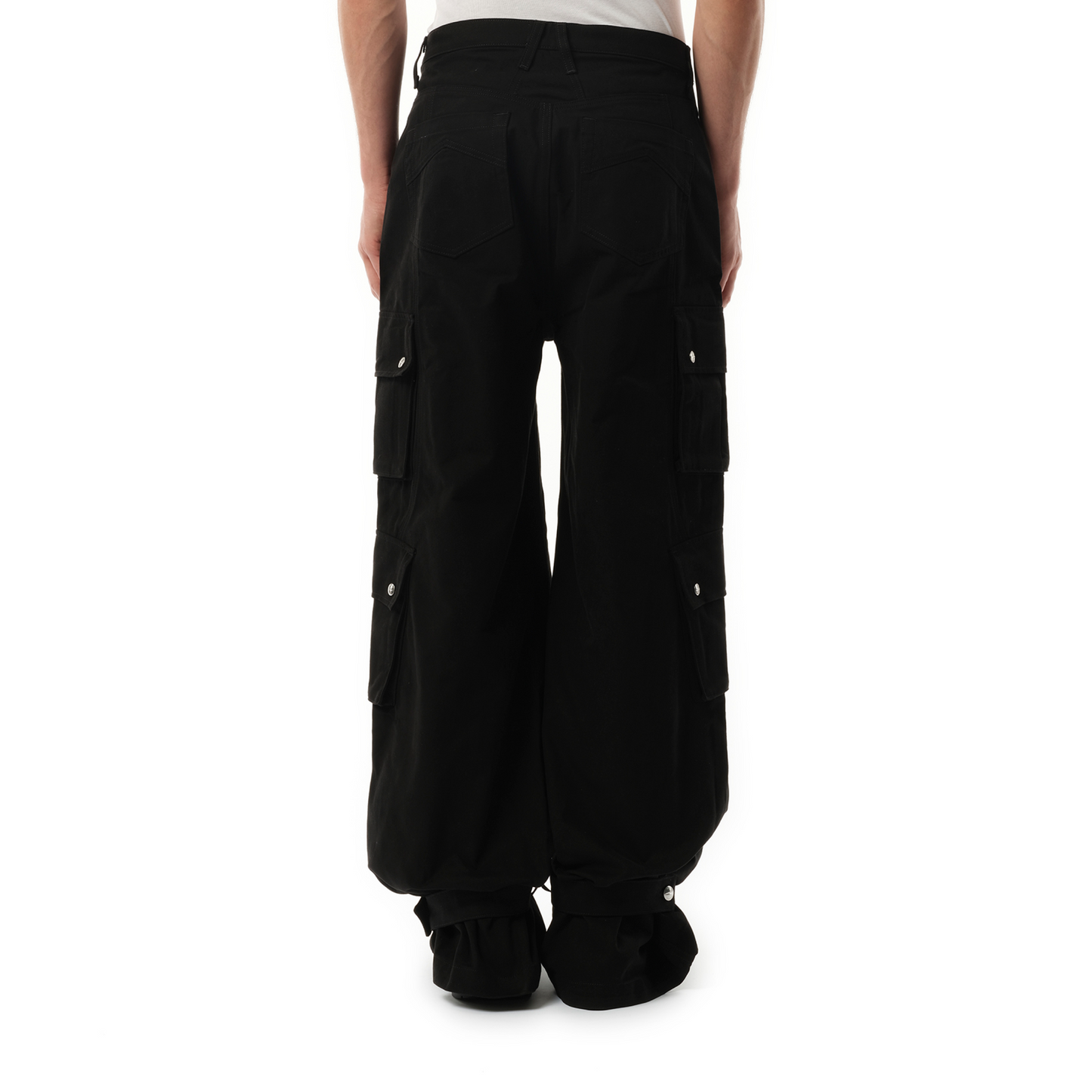 Desert Cargos in Black