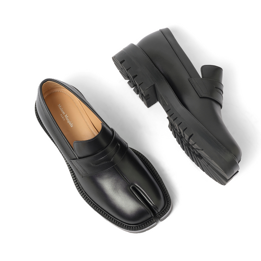 Tabi County Loafer in Black