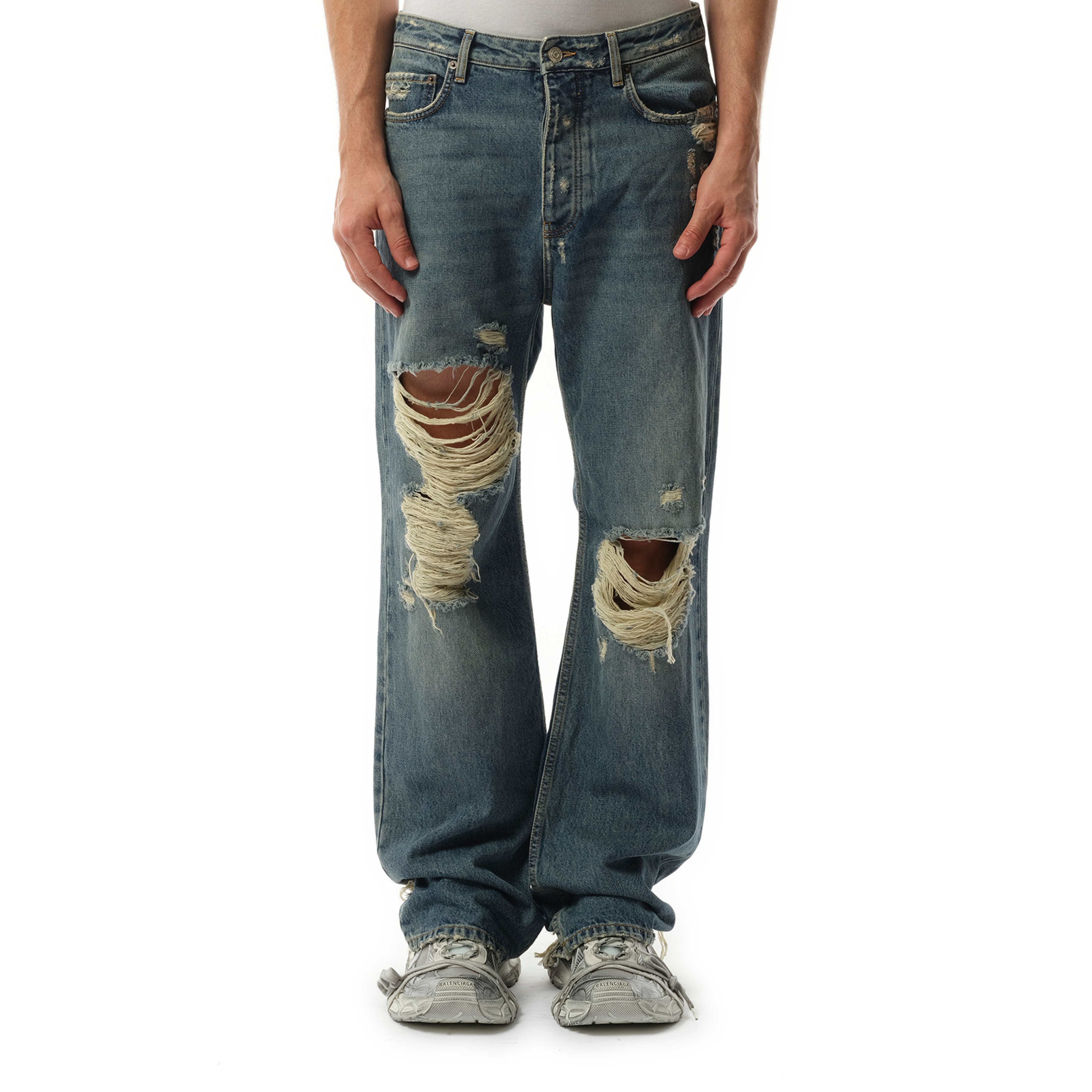 Light Indigo Denim Ripped Pants in Sun Bleached Blue