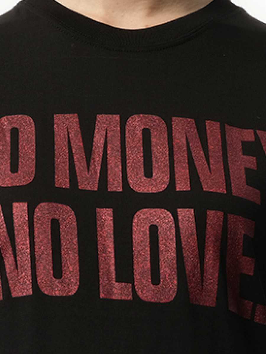 T-Shirt in Black