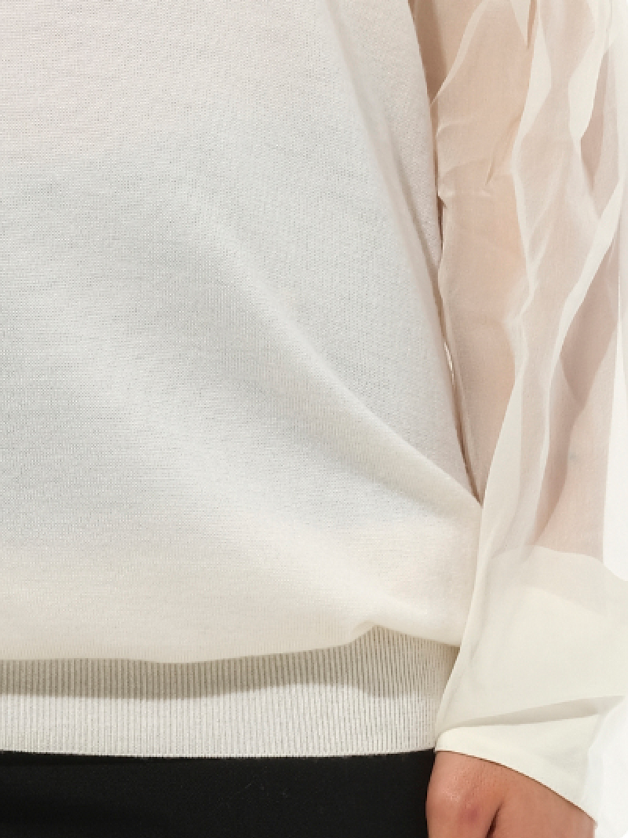 Classic Pullover in White