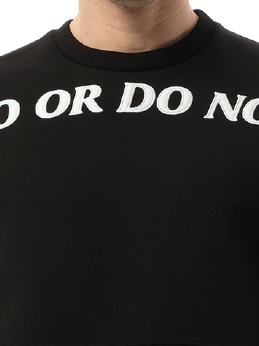 Sweatshirt in Black/White
